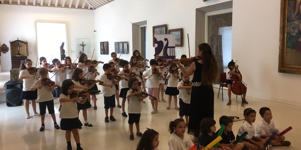 Ensemble Cordas Infantil e Pré-Orquestra